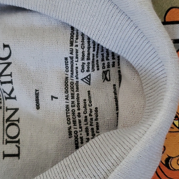 🎉HOST PICK 🆕️ DISNEY/GAP BOYS SHORT SLEEVE SHIRTS BUNDLE - Picture 7 of 9